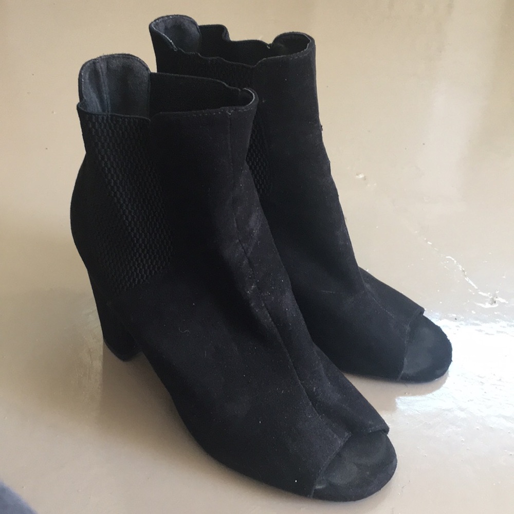 Black heeled open toe boots